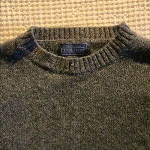 Pendleton Men's 100% Shetland Charcoal Grey Sweater